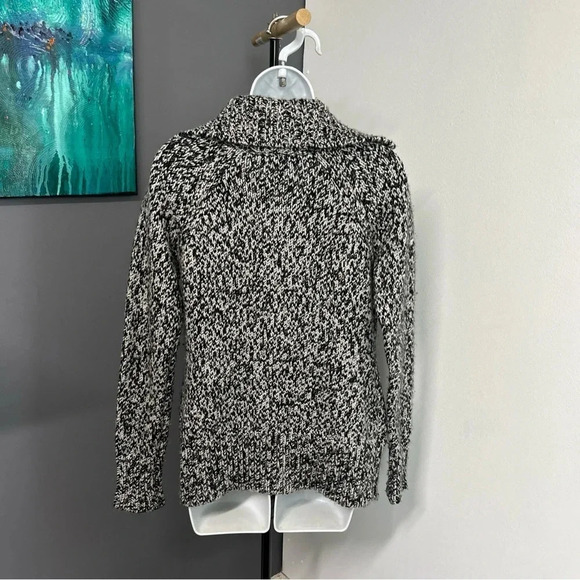 Ann Taylor Loft Women’s Small Cardigan Wool Blend Chunky Cozy Black White - Picture 3 of 12